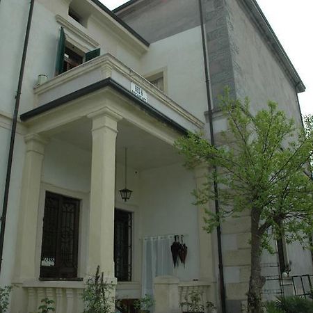 Bed and Breakfast Le Maddalene Верона Экстерьер фото