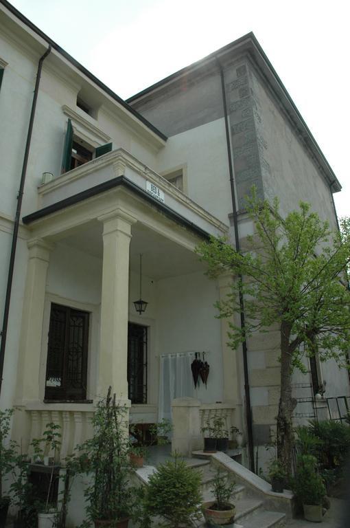 Bed and Breakfast Le Maddalene Верона Экстерьер фото
